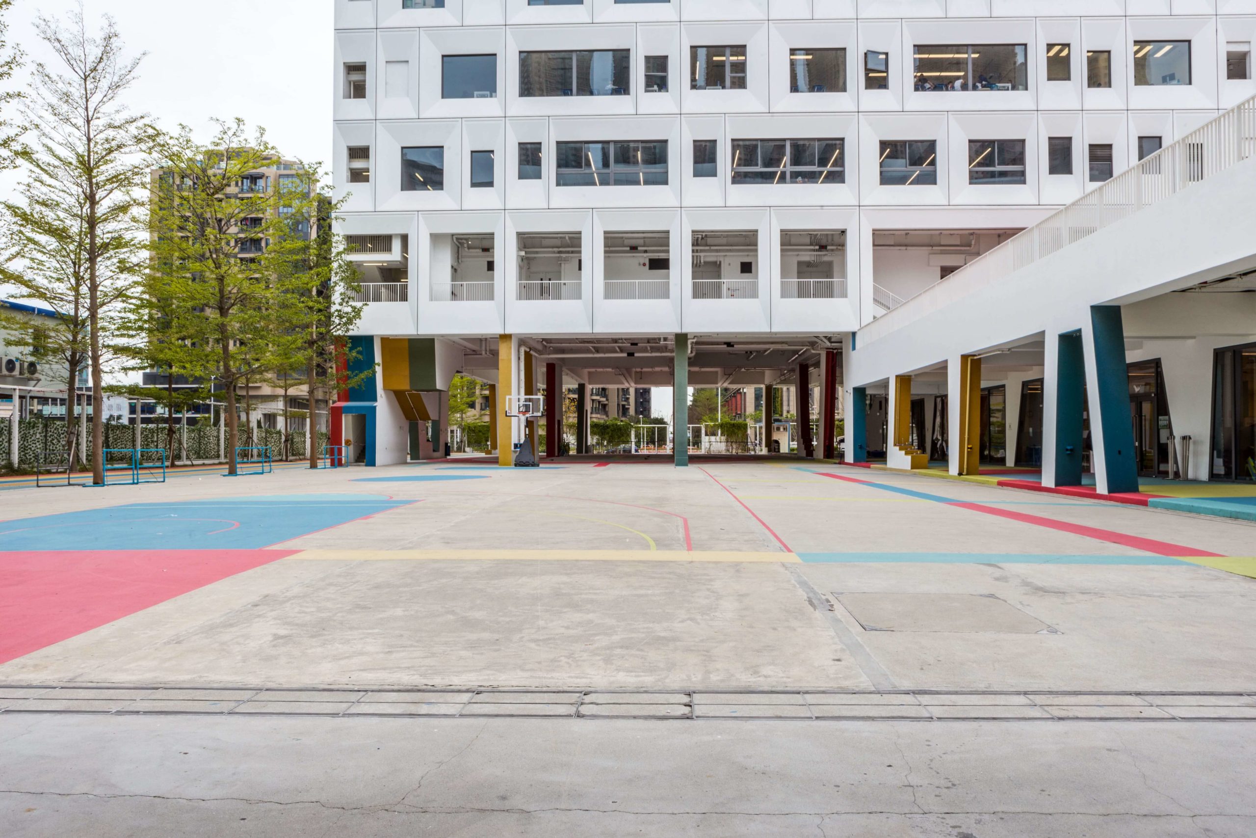 &aacute;rea-de-baloncesto-exterior-min-1-escala